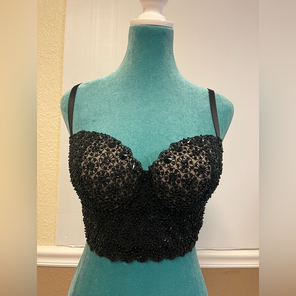 BEBE Black Beaded Lace Bustier Crop Top - Size L Whimsigoth Witchy Vampy Y2K - Picture 2 of 7